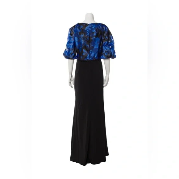 Carmen Marc Valvo Formal Gown. Size 4. - Picture 2 of 8